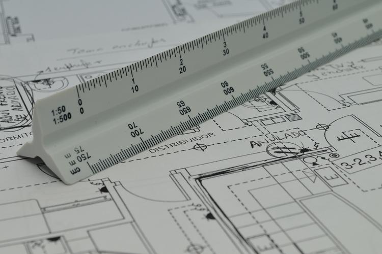 quantity surveyors pay employment hours equality data